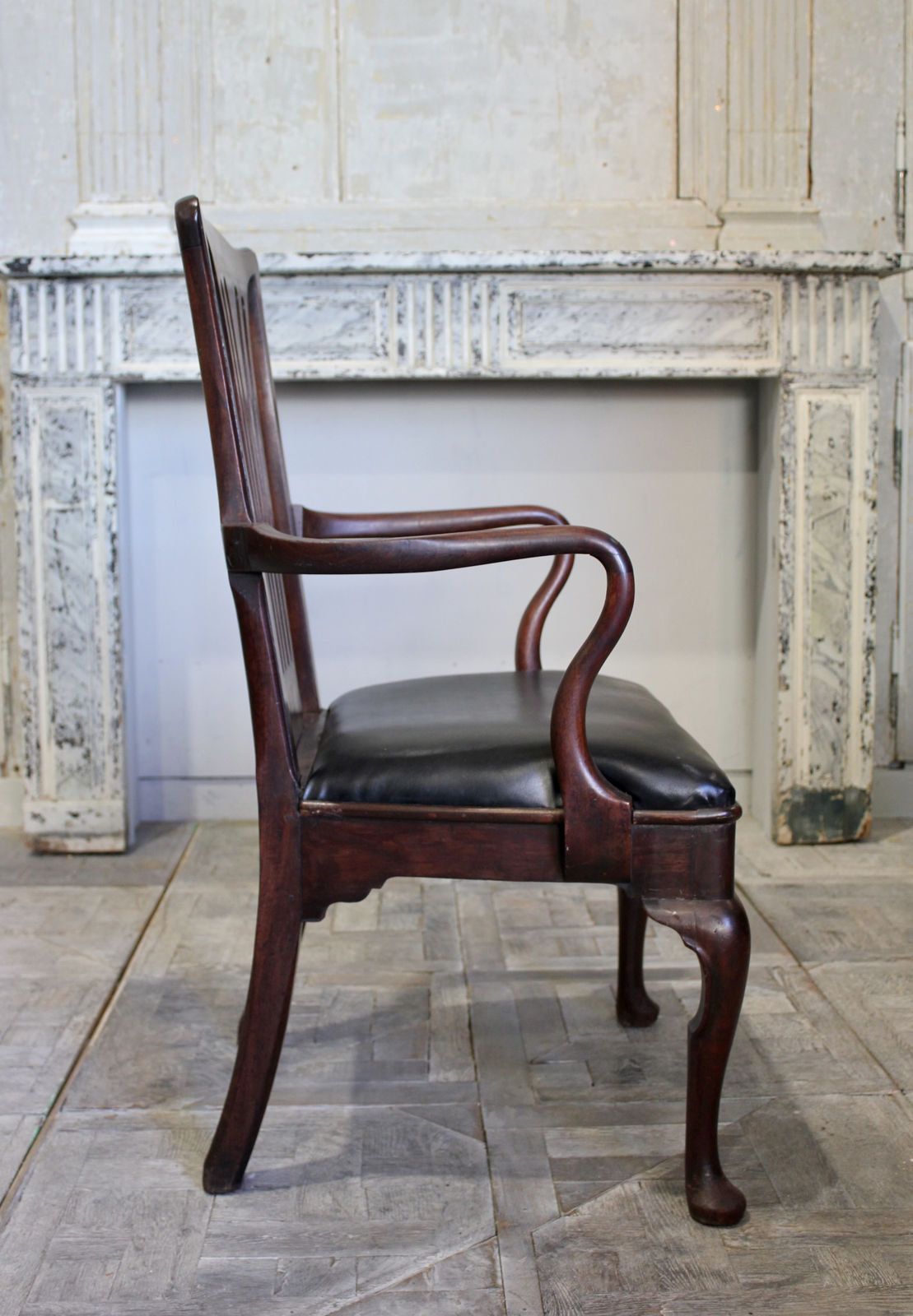 18th century English mahogany desk chair, Circa 1750