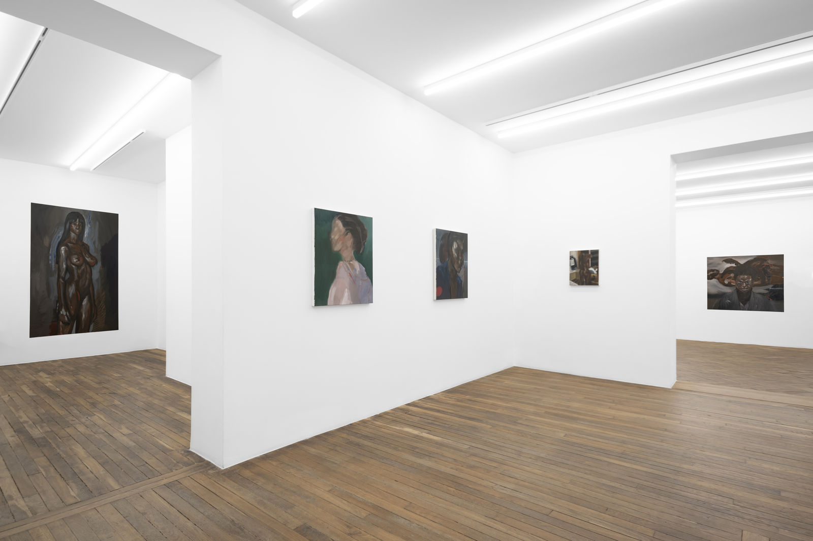 Installation views, Kenrick McFarlane, The Junkanoo Meets the Ocean, 2024, Galerie Peter Kilchmann, Paris. Photos: Axel Fried.