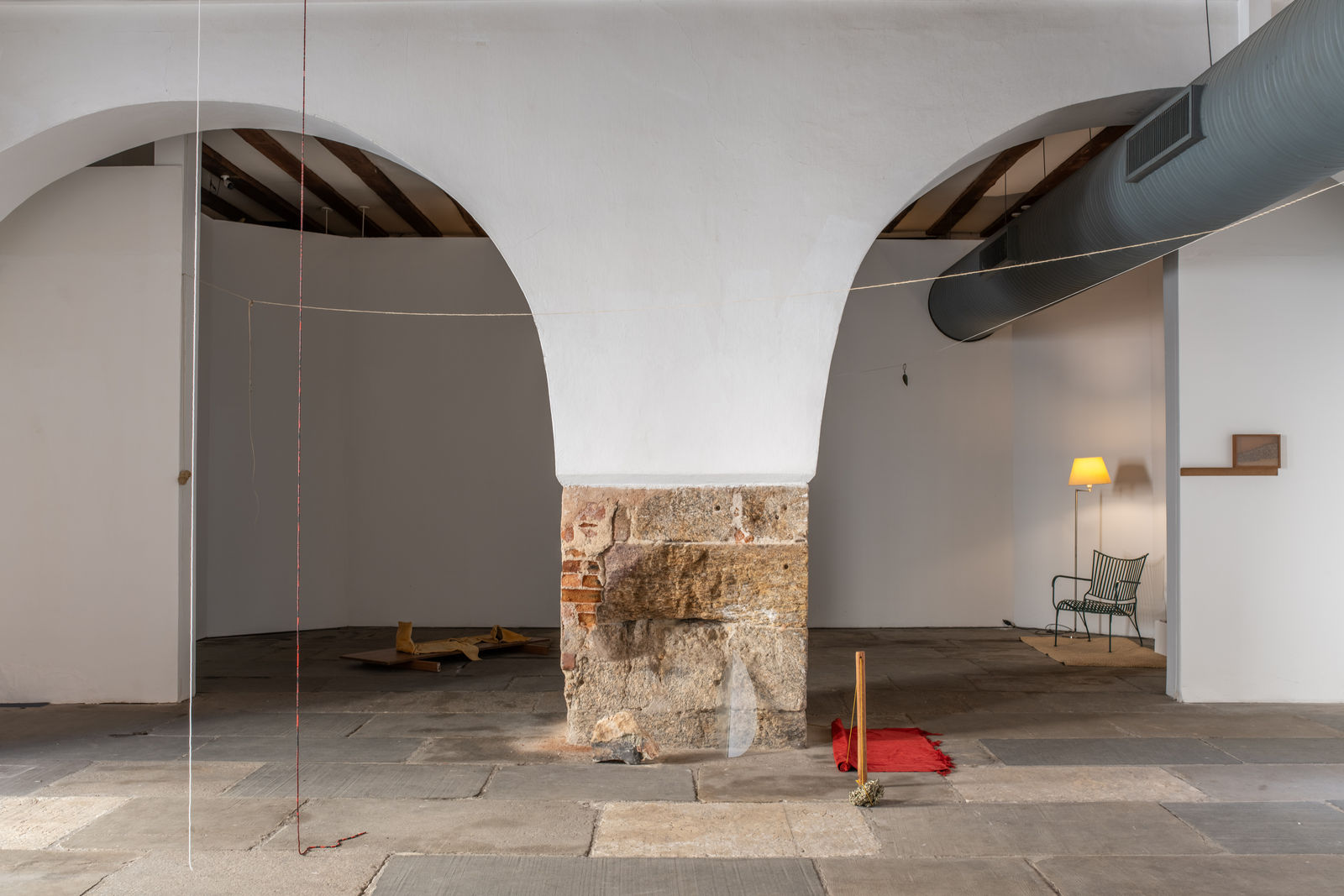 Exhibition view: João Modé, Junção, Palacio Imperial, Rio de Janeiro, Julia Thompson. Courtesy of the artist and A Gentil Carioca