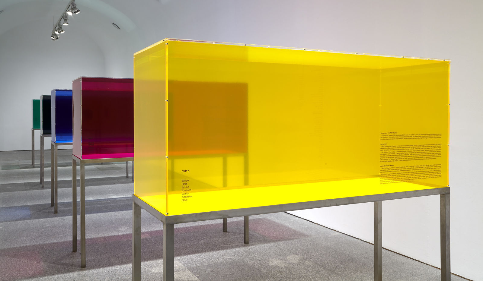 Ignasi Aballi, Showcases CMYK, 2011