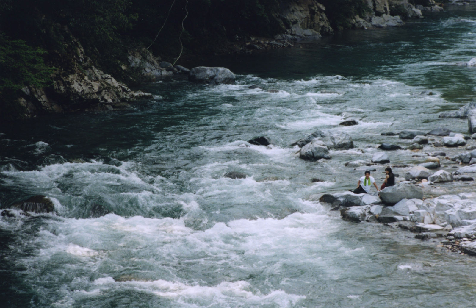 Daniel Gustav Cramer, Tales (Nagara River, Seki, Gifu-Ken, Japan, July 2019), 2022
