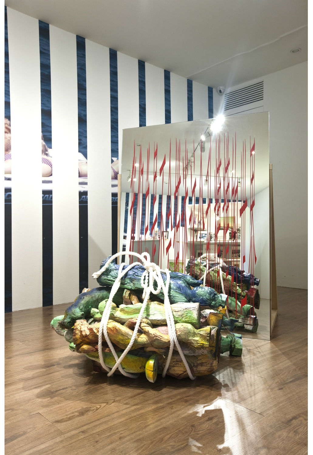 Liu Ding, We Always fail to describe this chaotic world of ours, 2012