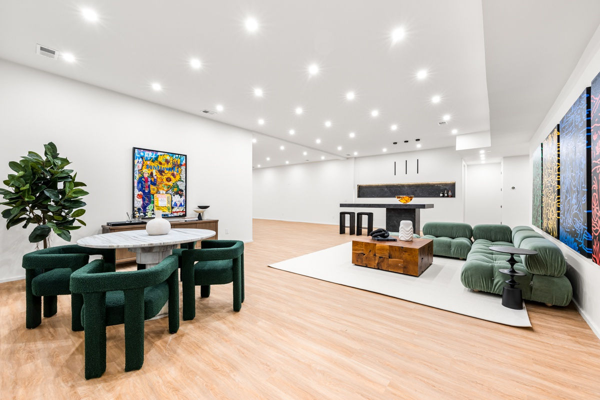 Interior of a luxury modern home in Atlanta, GA.