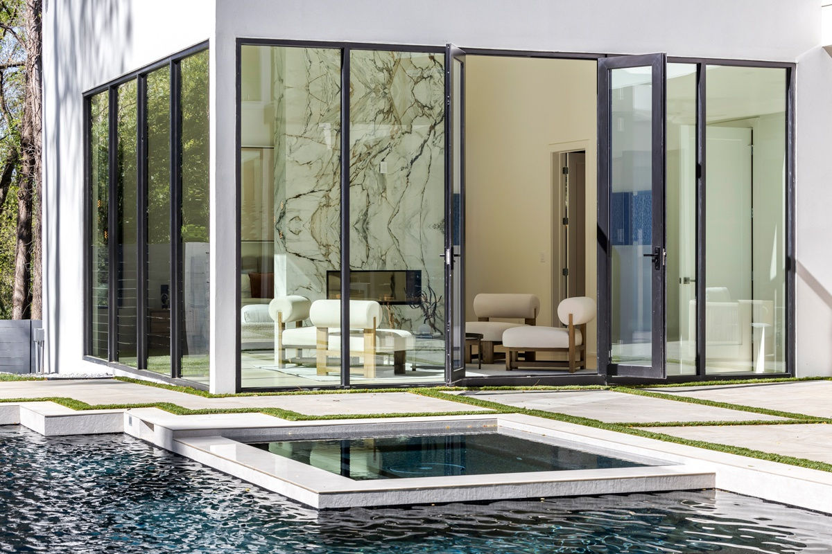 Backyard of a luxury modern home in Atlanta, GA.