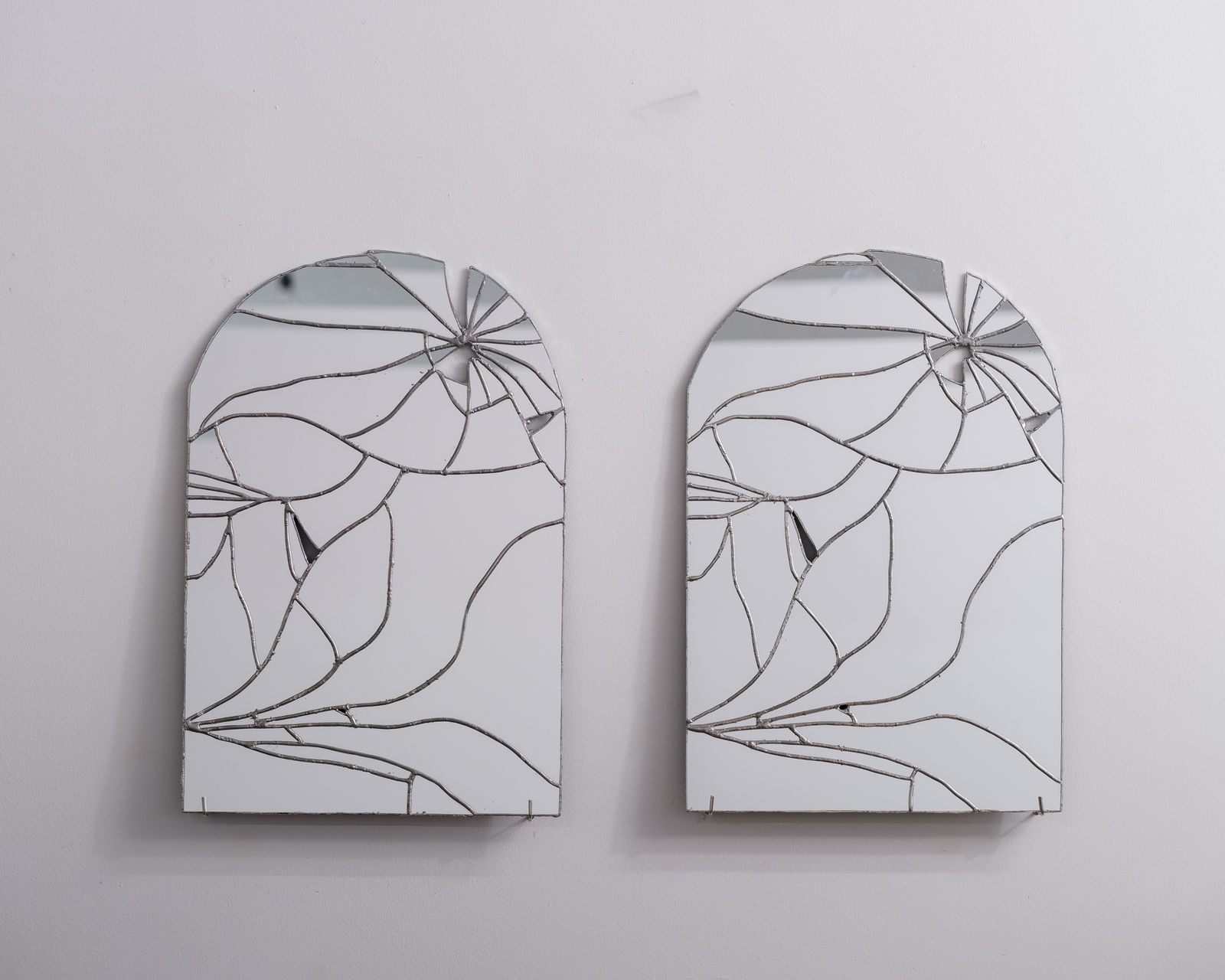 Ry Van Der Hout, Mirror Mirror (Arch), 2025