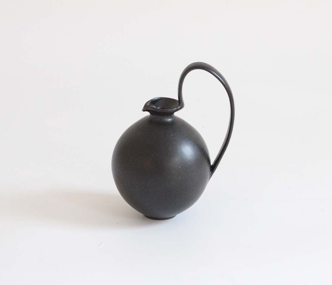 Mizuyo Yamashita, Y45. Black Flagon