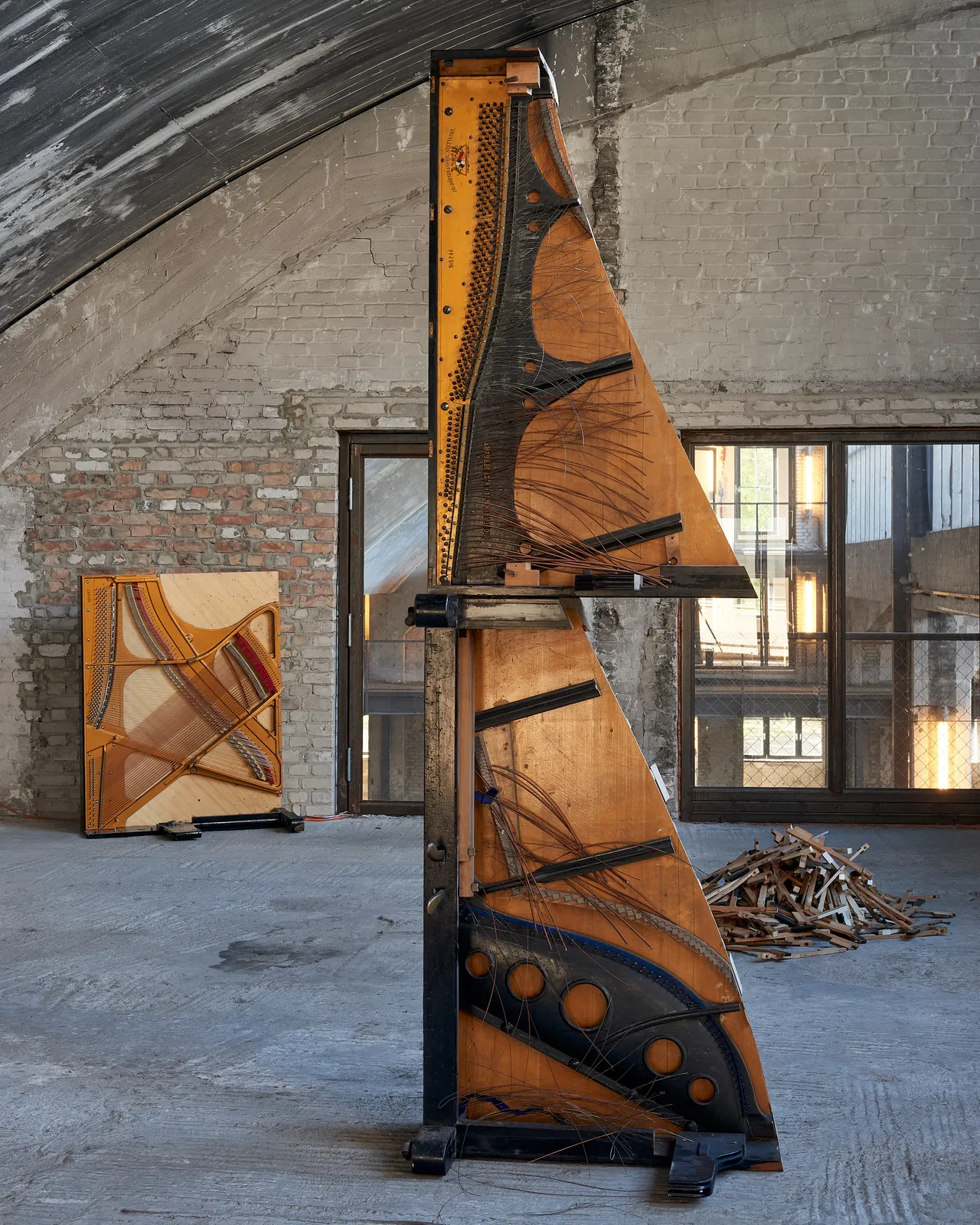 Gozié Ojini, untitled (210kg), 2025