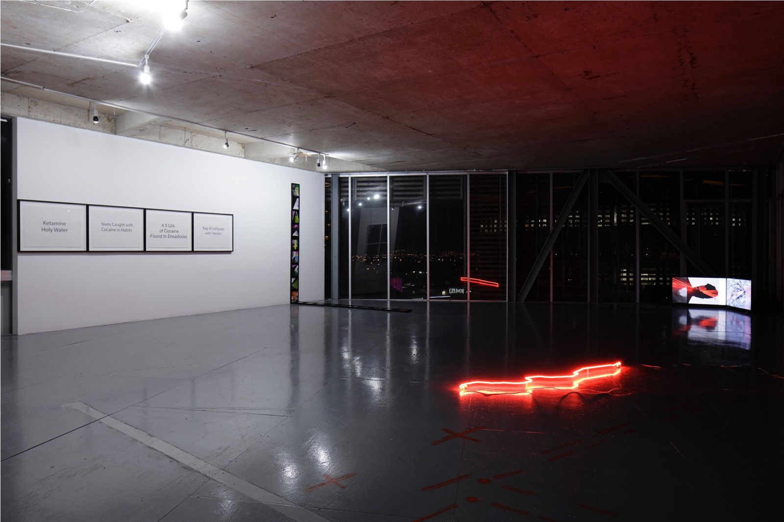 Julio César Morales, Installation view, 