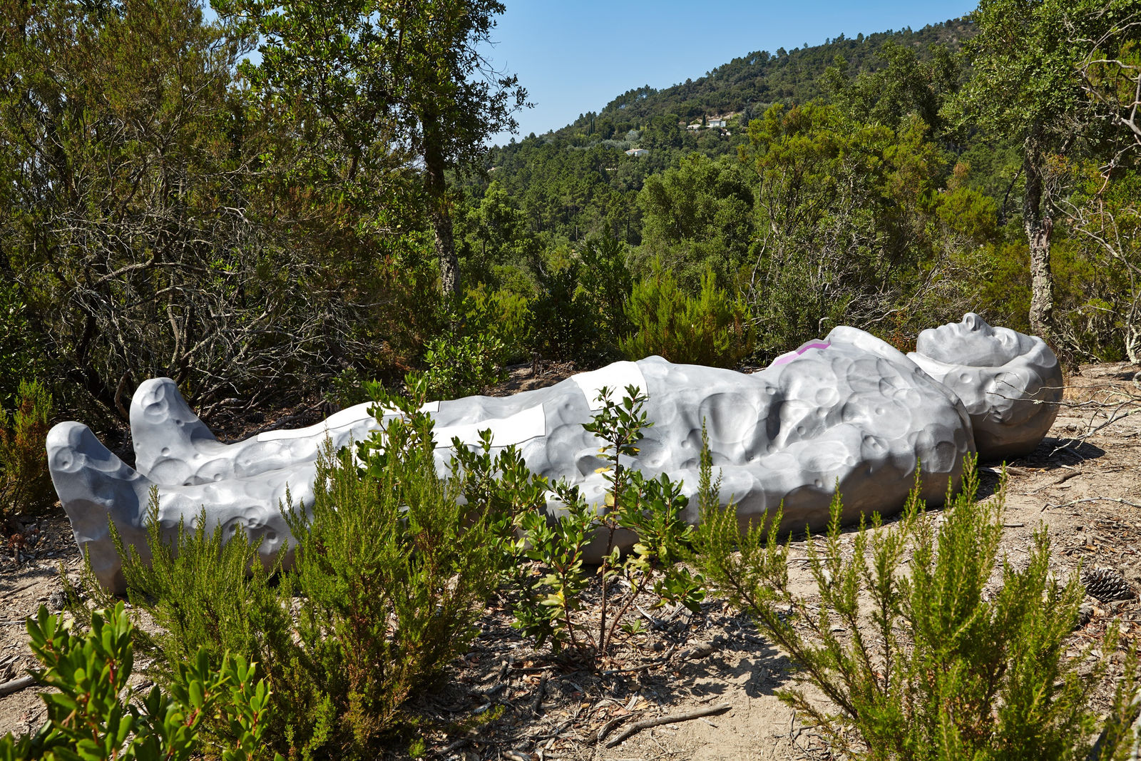 Xavier Veilhan, Le Gisant, Youri Gagarine, 2009