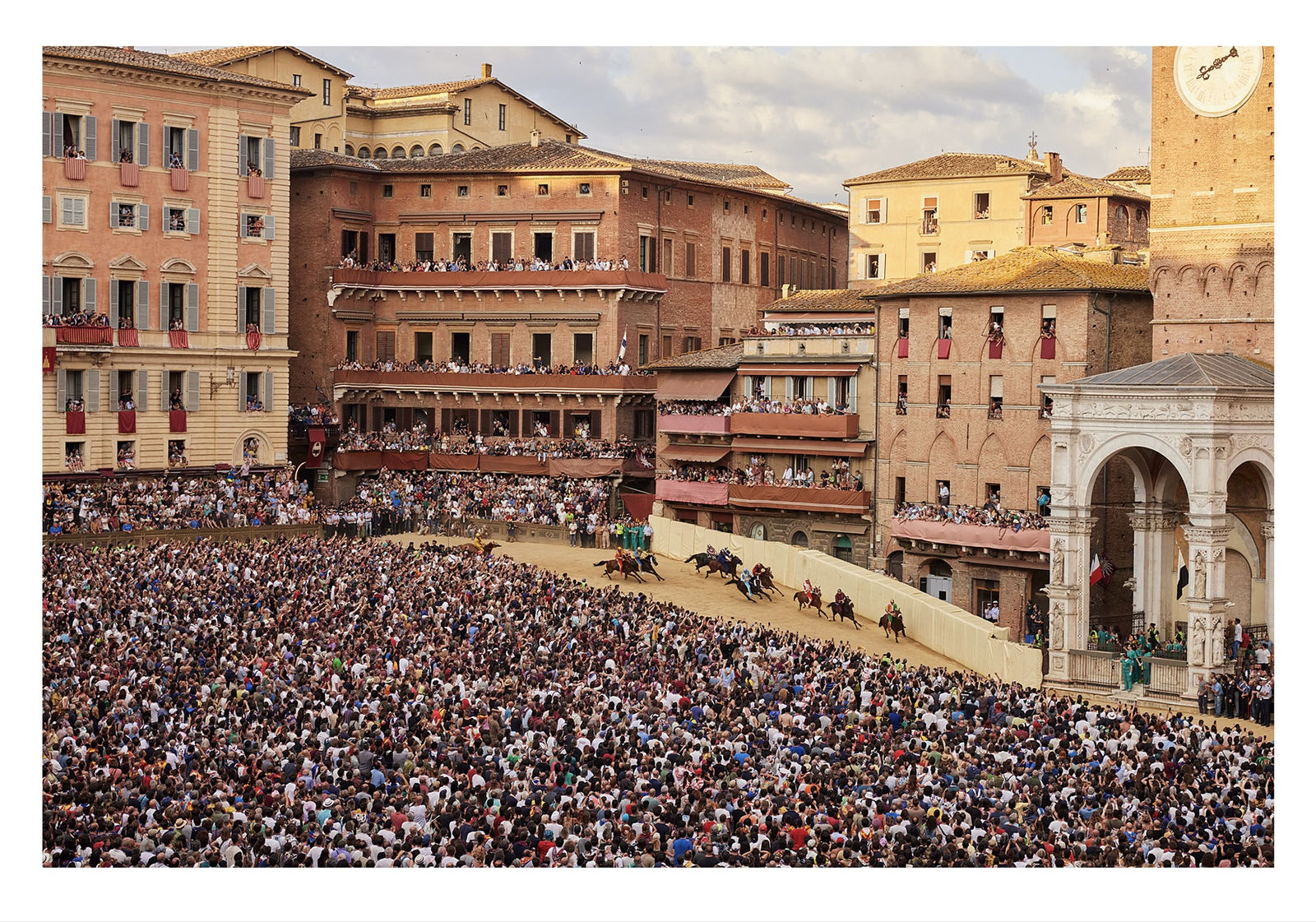 Nathan Gallagher, La Curva di San Martino, 2023