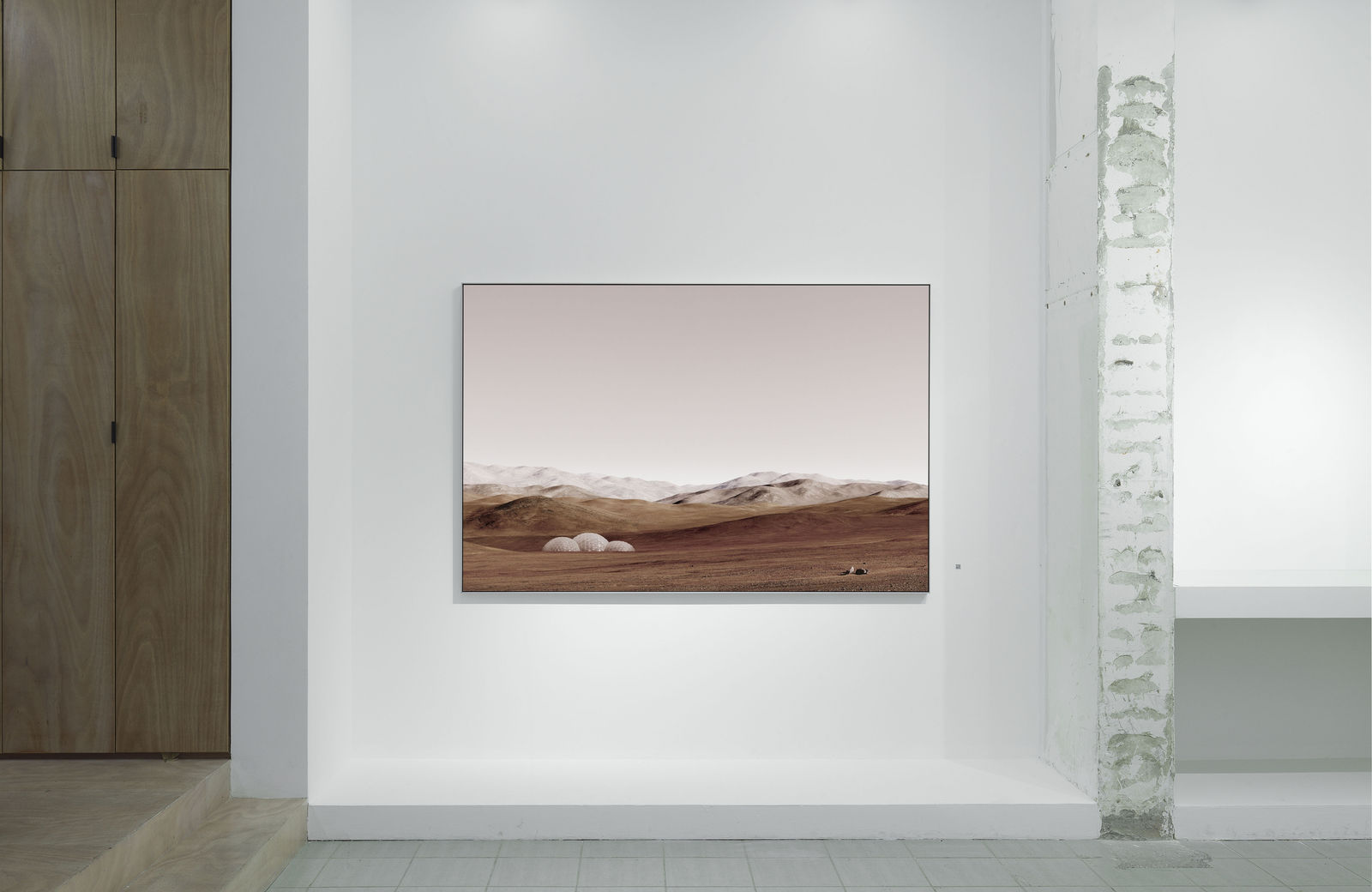 Michael Najjar, &lsquo;OUTER SPACE&rsquo;, 2019, exhibition view. Courtesy: the artist and BANK 迈克尔&middot;耐贾尔2019年个展&ldquo;外层空间&rdquo;现场图，图片来源于艺术家及BANK