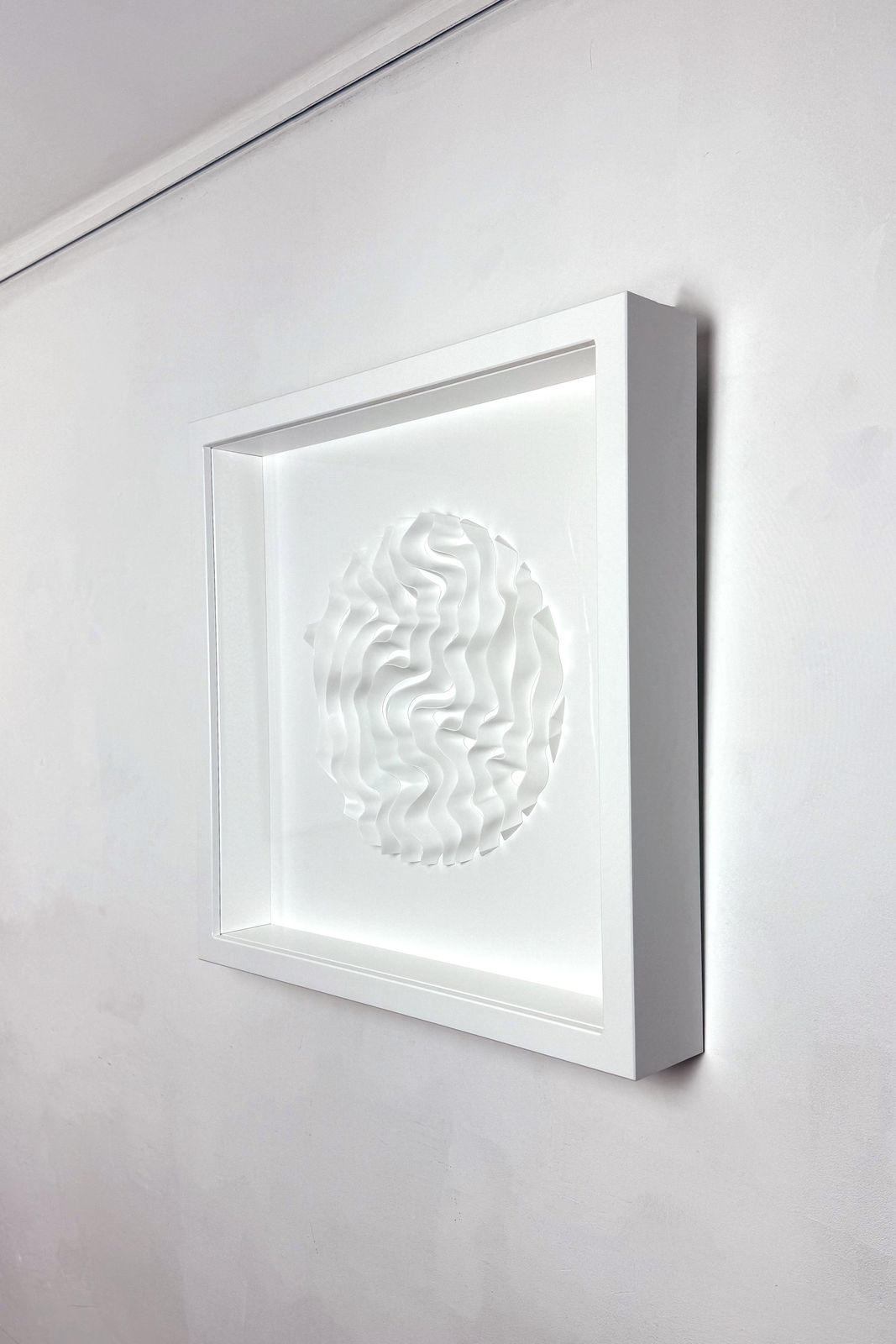 Daniel Mirchev, Zoom In Frame