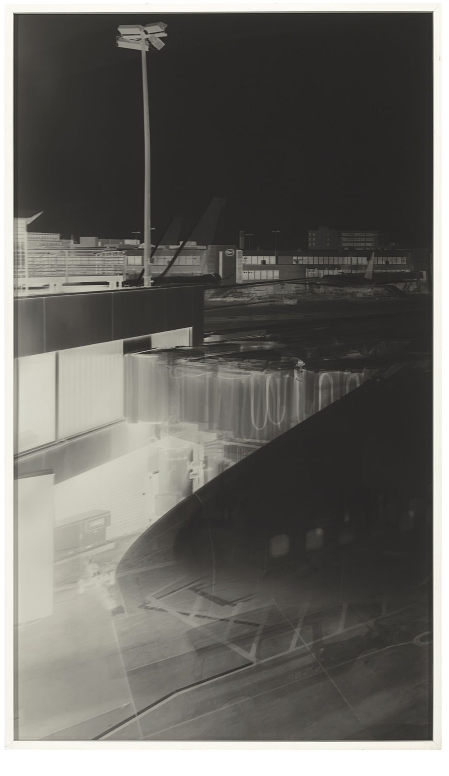 Vera Lutter, Frankfurt Airport, I: April 6, 2001, 2001