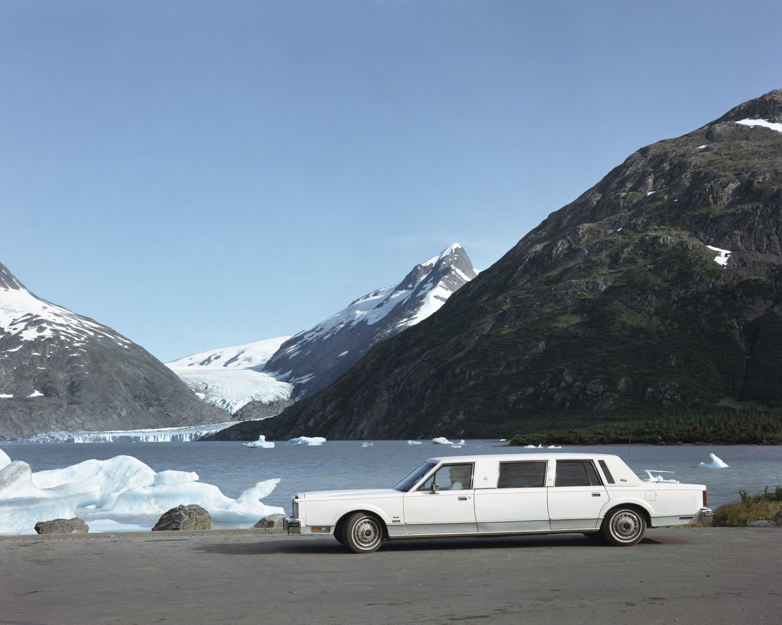 Joel Sternfeld, Portage Glacier, Alaska, August 1984, 2022