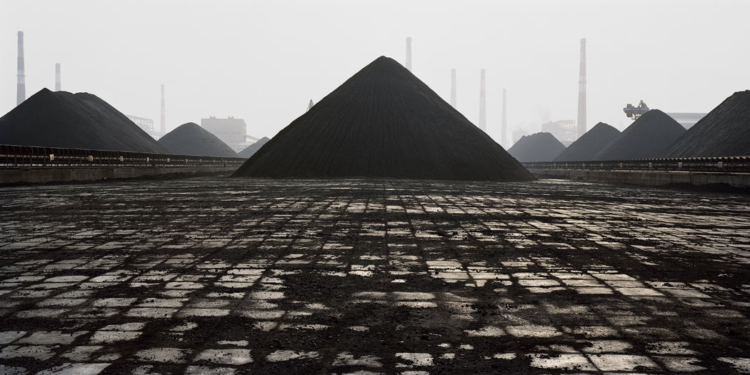 Edward Burtynsky, Bao Steel #8, Shanghai, 2005