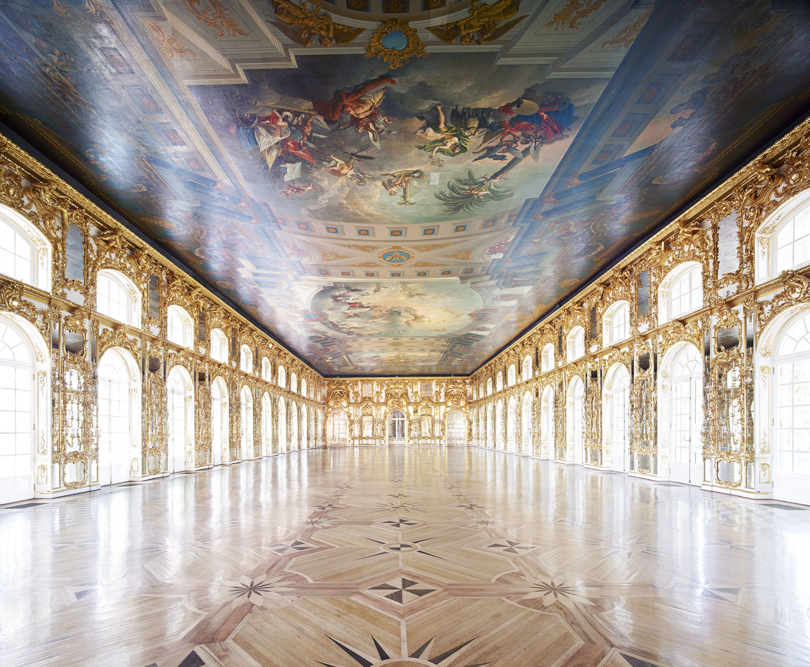 Candida Höfer, Catherine Palace Pushkin St. Petersburg III, 2014