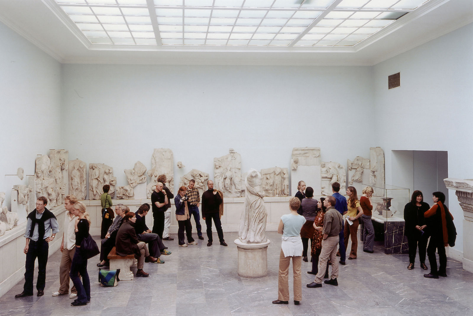 Thomas Struth, Pergamon Museum 4, 2001