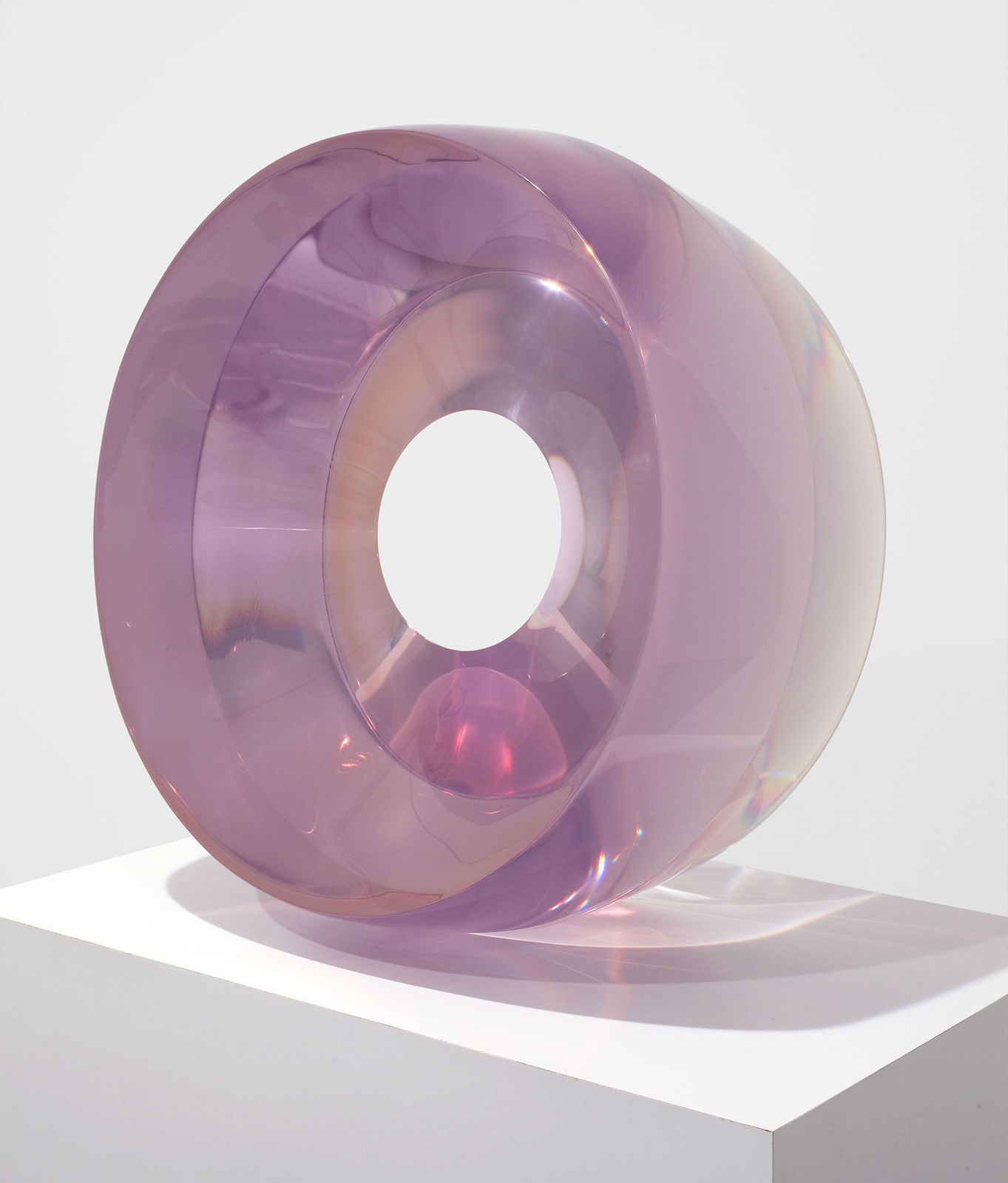 De Wain Valentine, Large Ring Light Violet, 1968
