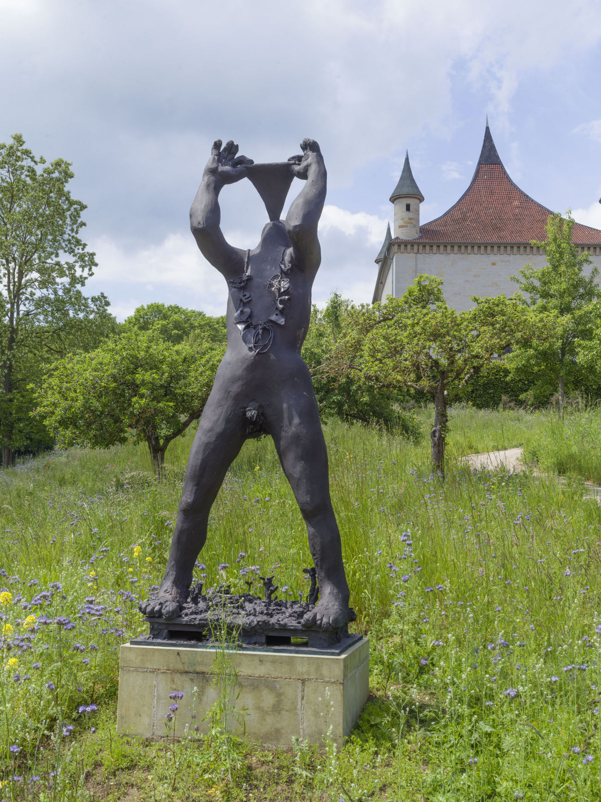 Nicole Eisenman, Inhaling Object Symbol Guy, 2024