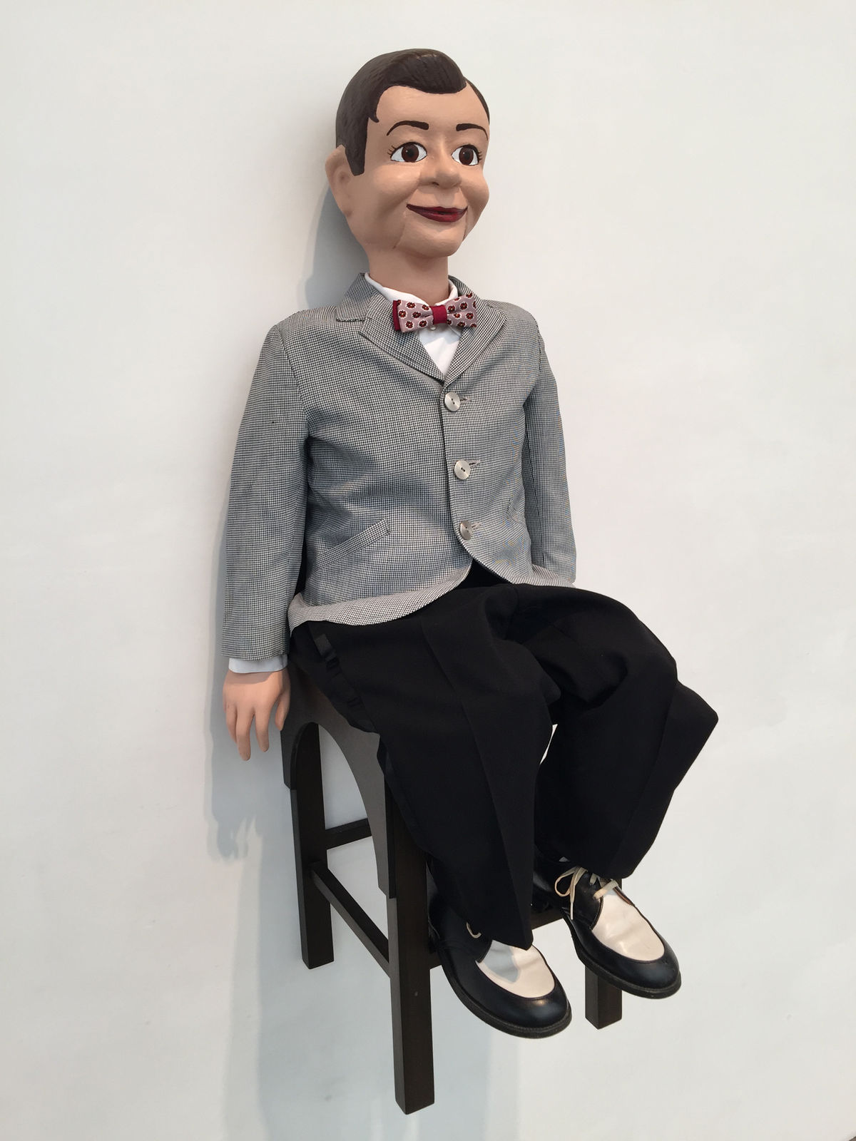 Laurie Simmons, Clothes Make the Man: Tell Me About It, 1991