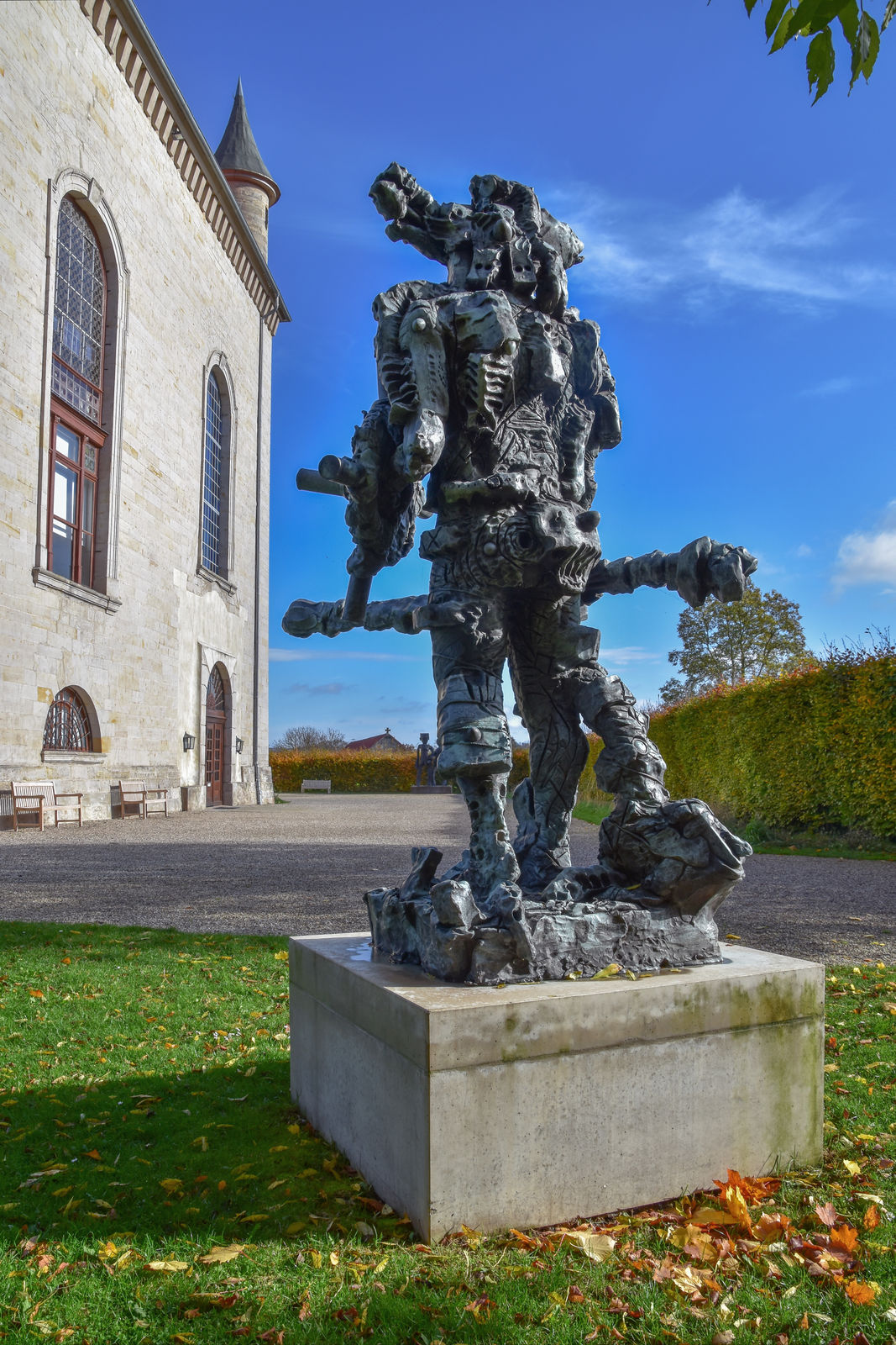 Jonathan Meese, DER KÄMPFER de LARGE (Der Zeushagen von Troja de NEUTRAL), 2008