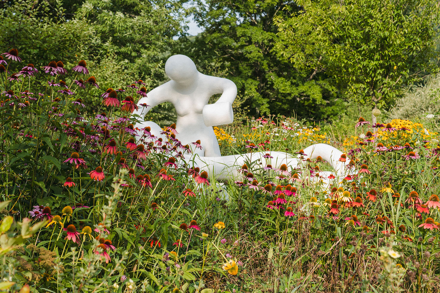 Atelier Van Lieshout, Bacchus and His Two Assistants, 2001