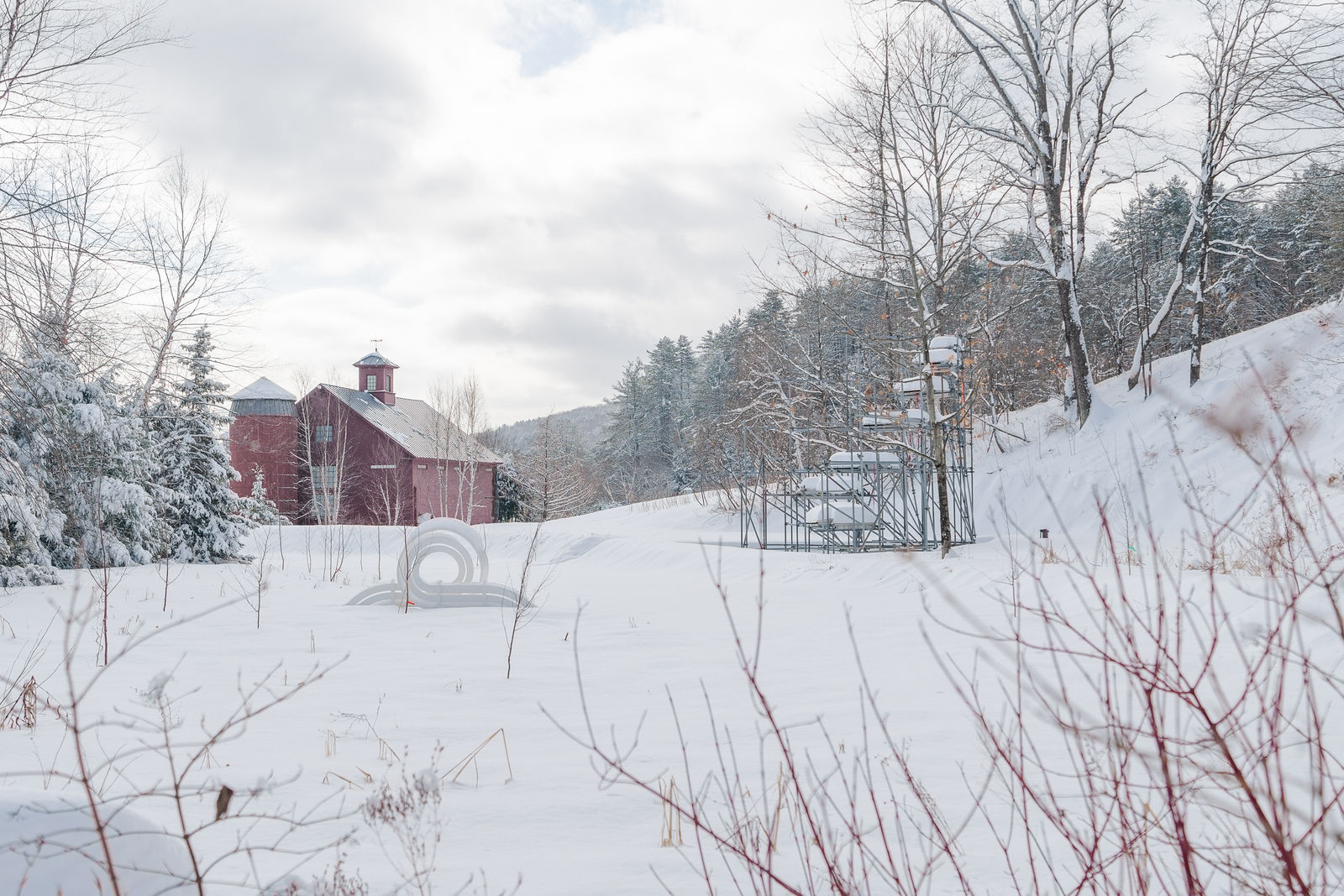 Jeppe Hein, Modified Social Bench #28, 2011