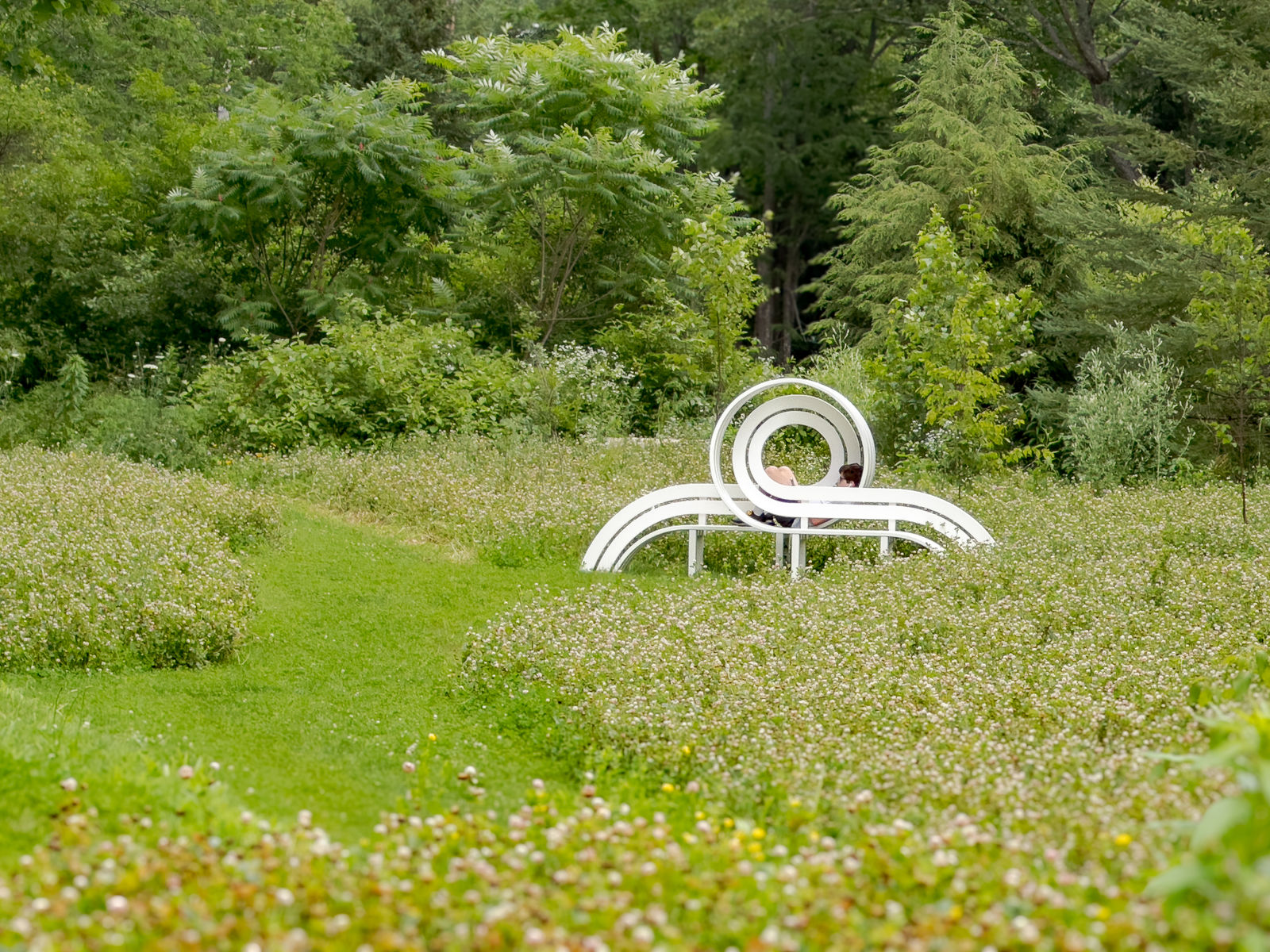 Jeppe Hein, Modified Social Bench #28, 2011