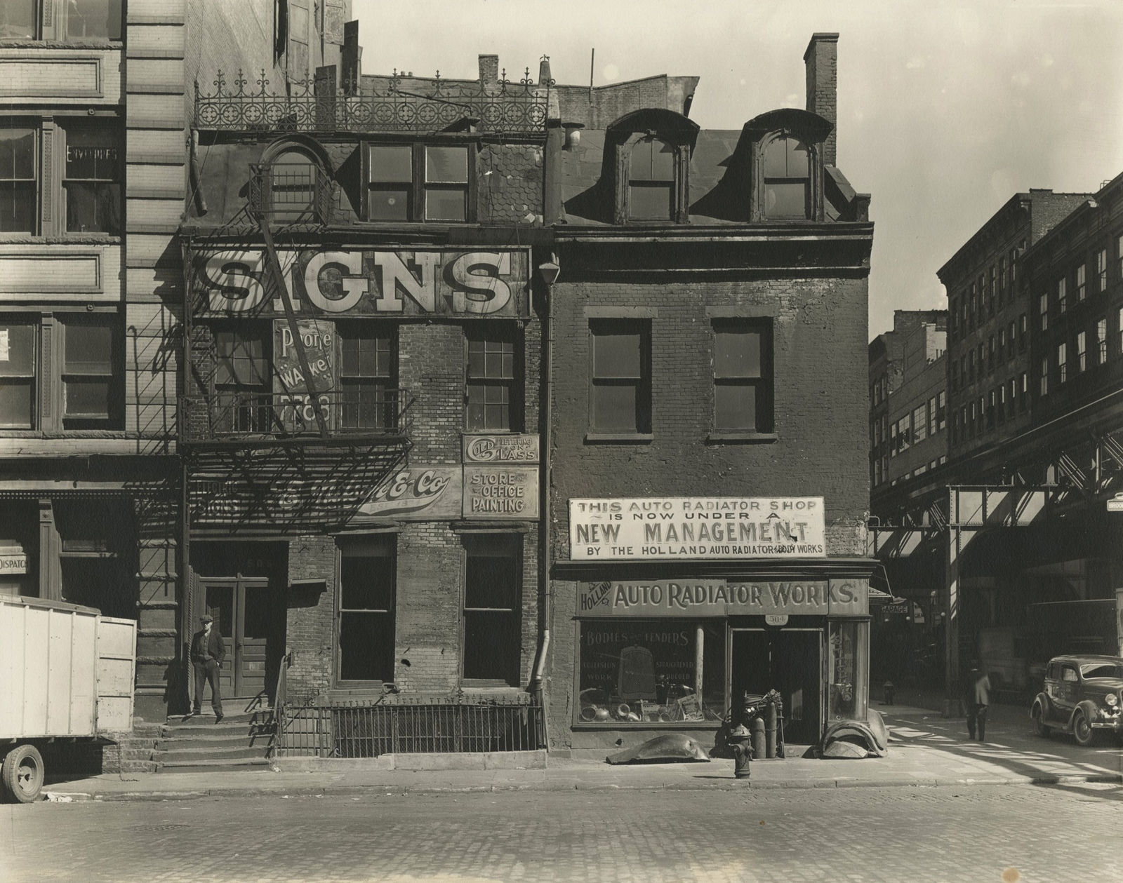 Berenice Abbott, 504-506 Broome Street, 1935