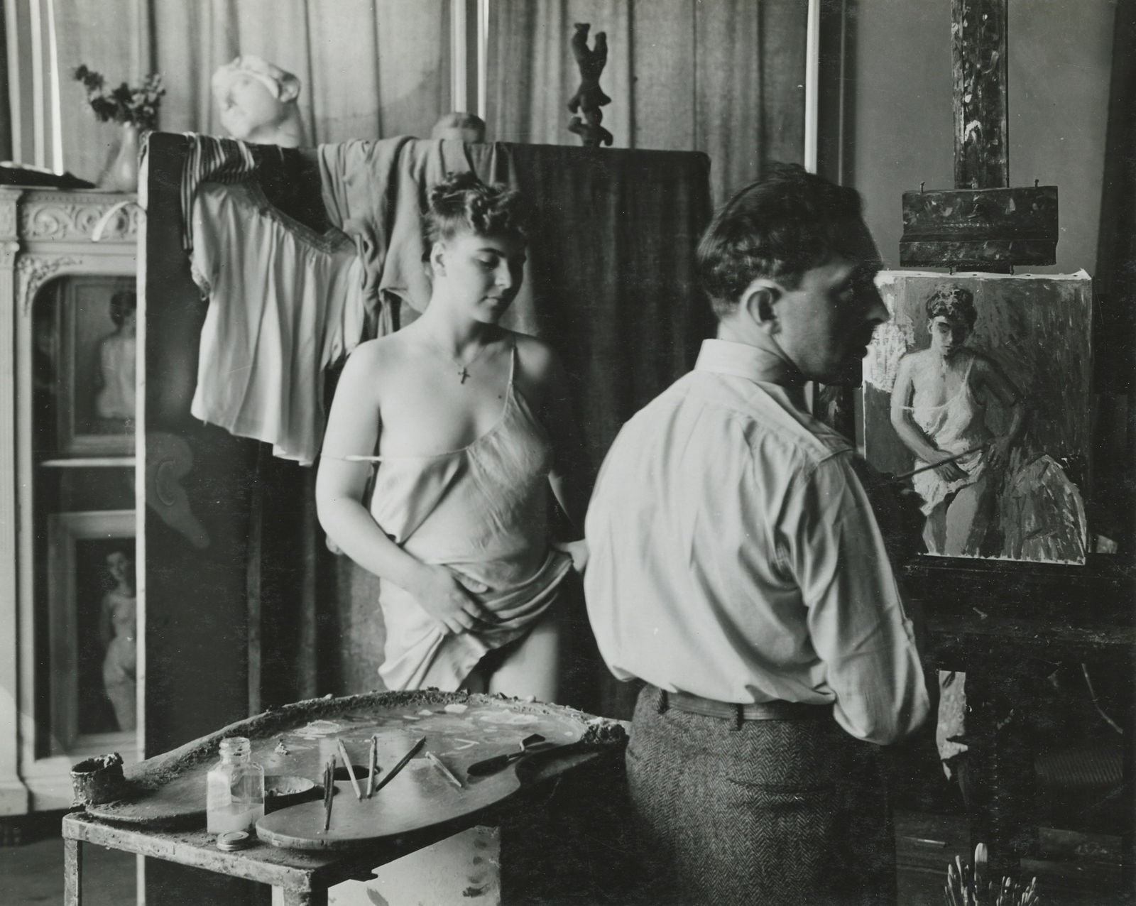 Arnold Newman, Moses Soyer and Model, 1942