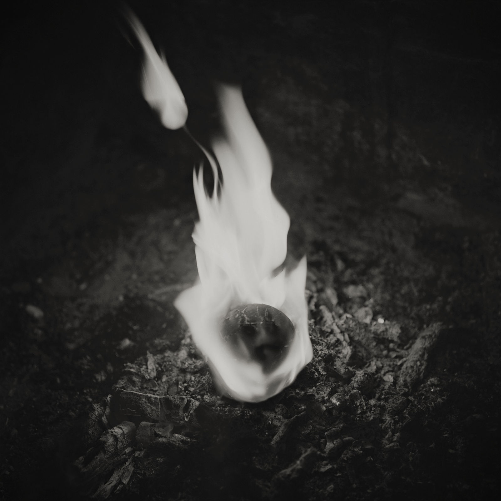 Kenro Izu, Eternal Light 494 #12, Varanasi, India, 2015