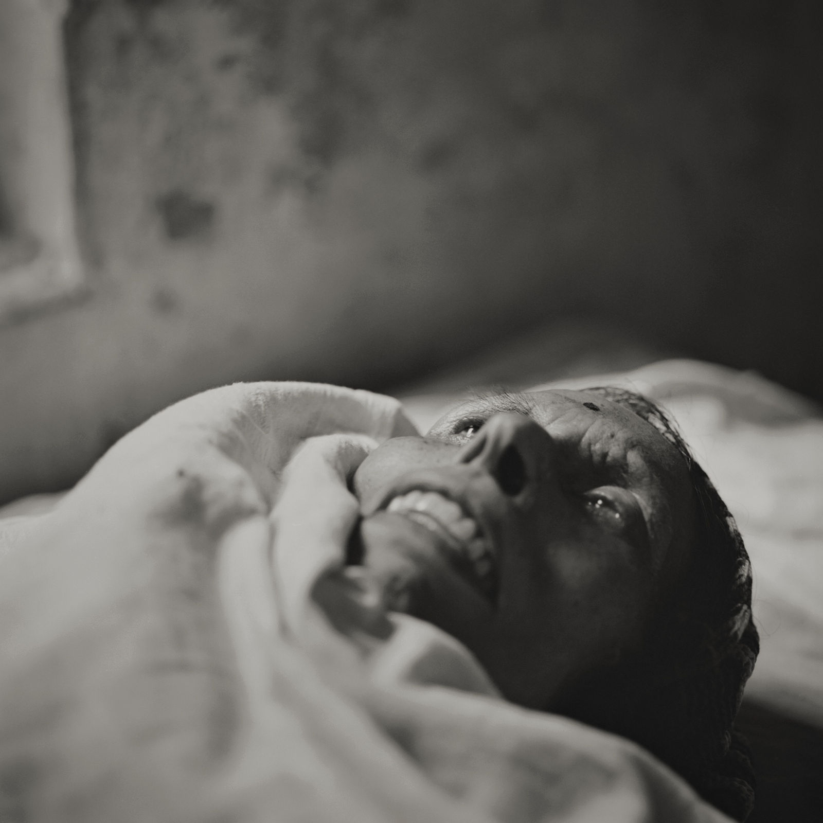 Kenro Izu, Eternal Light 510 #4, Varanasi, India, 2015