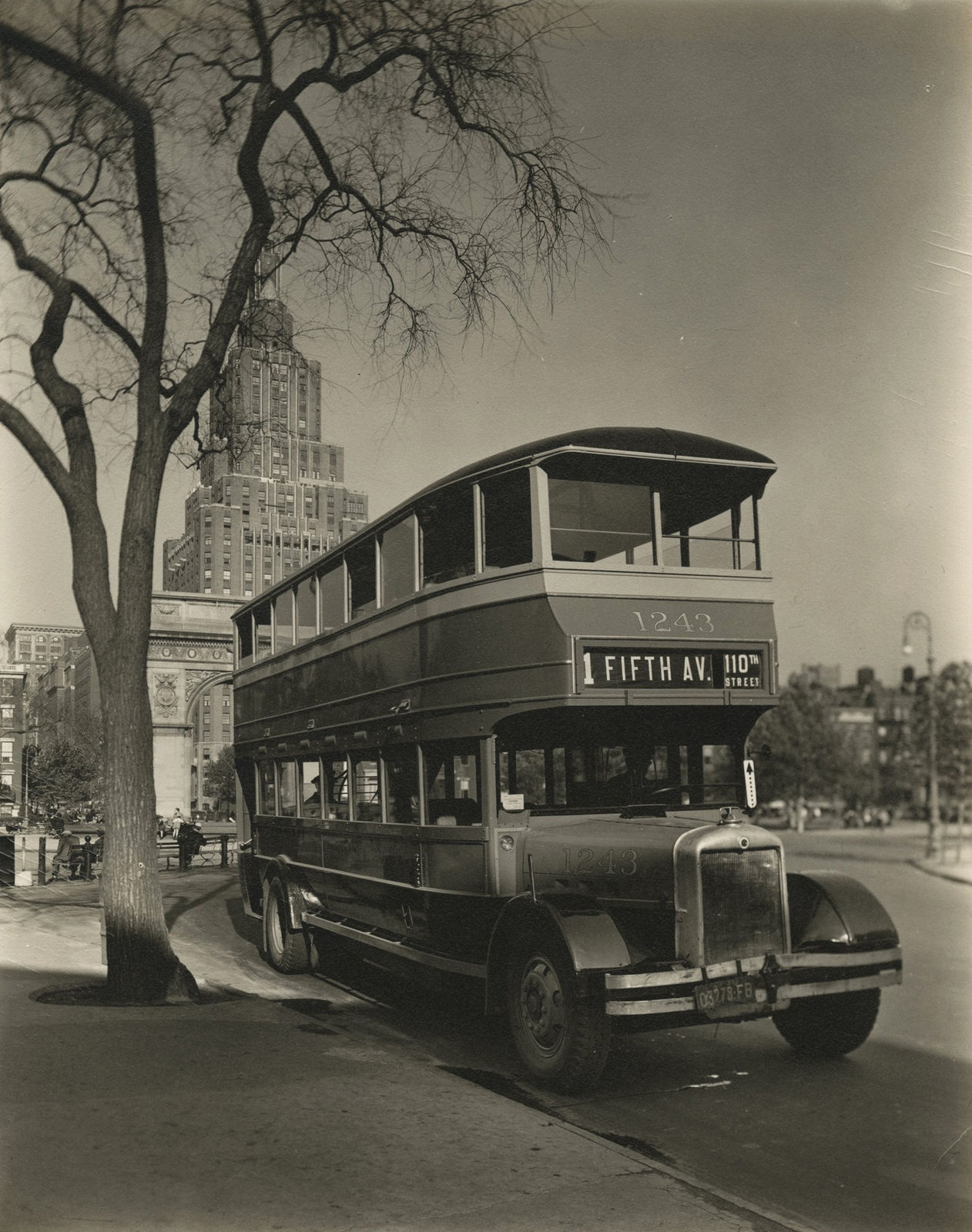 Berenice Abbott, Fifth Avenue Bus: Washington Square, Manhattan, 1936