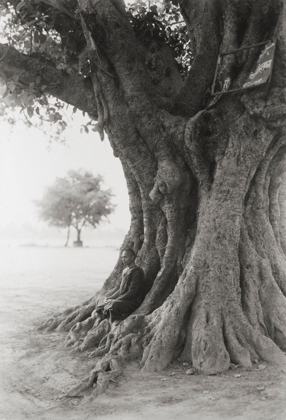 Kenro Izu, Rajigir #247, Bihar, India, 2009