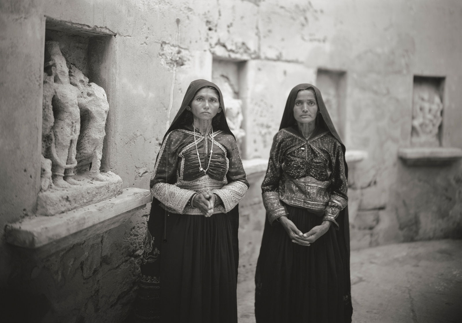 Kenro Izu, Dwarka #433, Gujarat, India, 2010