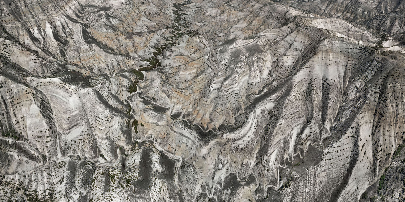 Edward Burtynsky, Erosion Control #11, Burdur, Türkiye, 2022