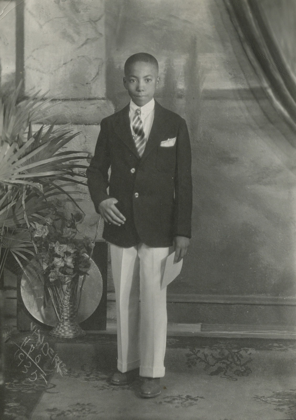 James Van Der Zee, Special Occasion, 1935