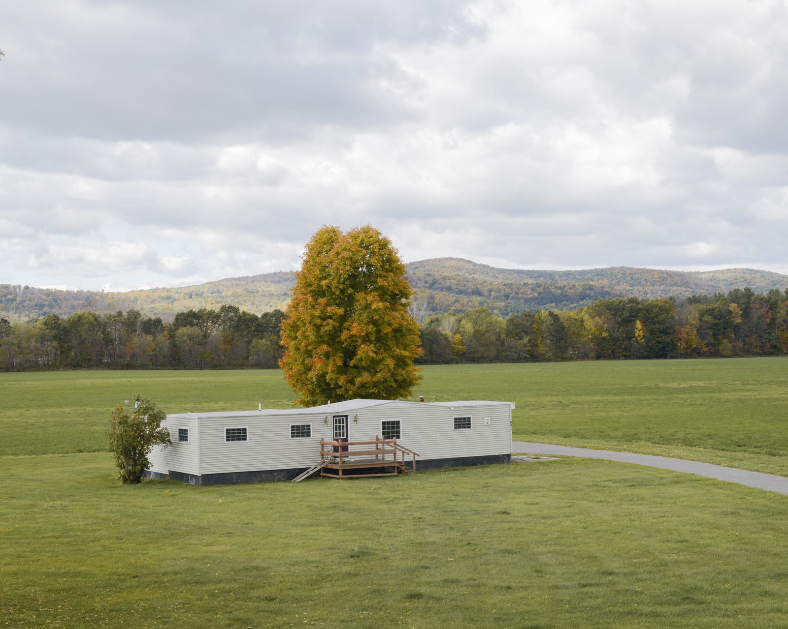 Willis Hartshorn, Trailer-Home, 2011