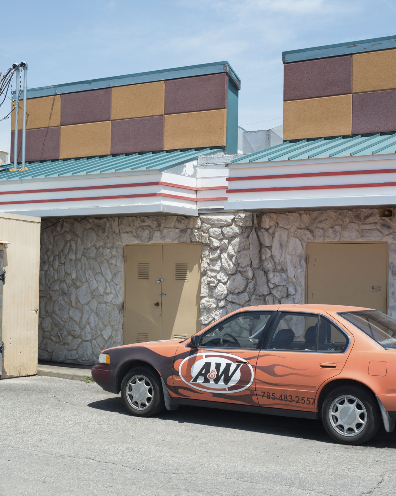 Willis Hartshorn, Root Beer Car, 2014