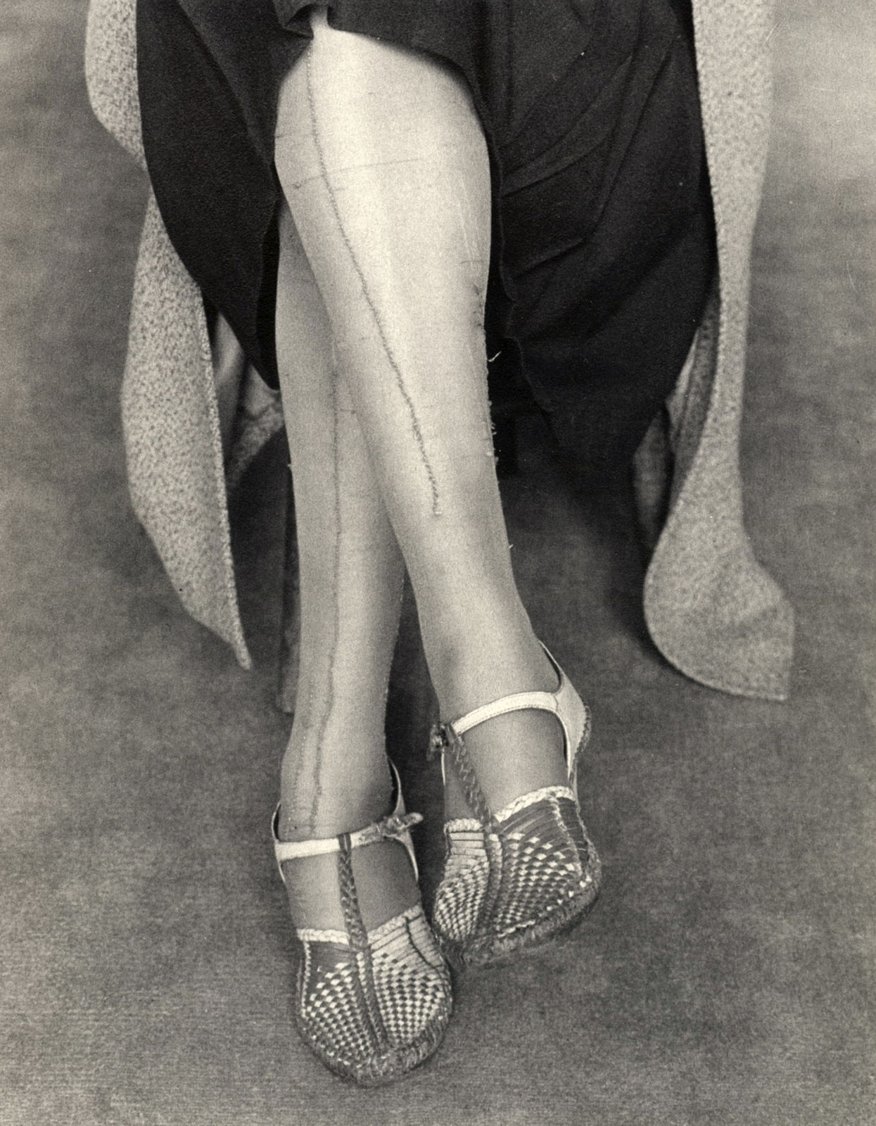 Dorothea Lange, Mended Stockings, San Francisco, 1934