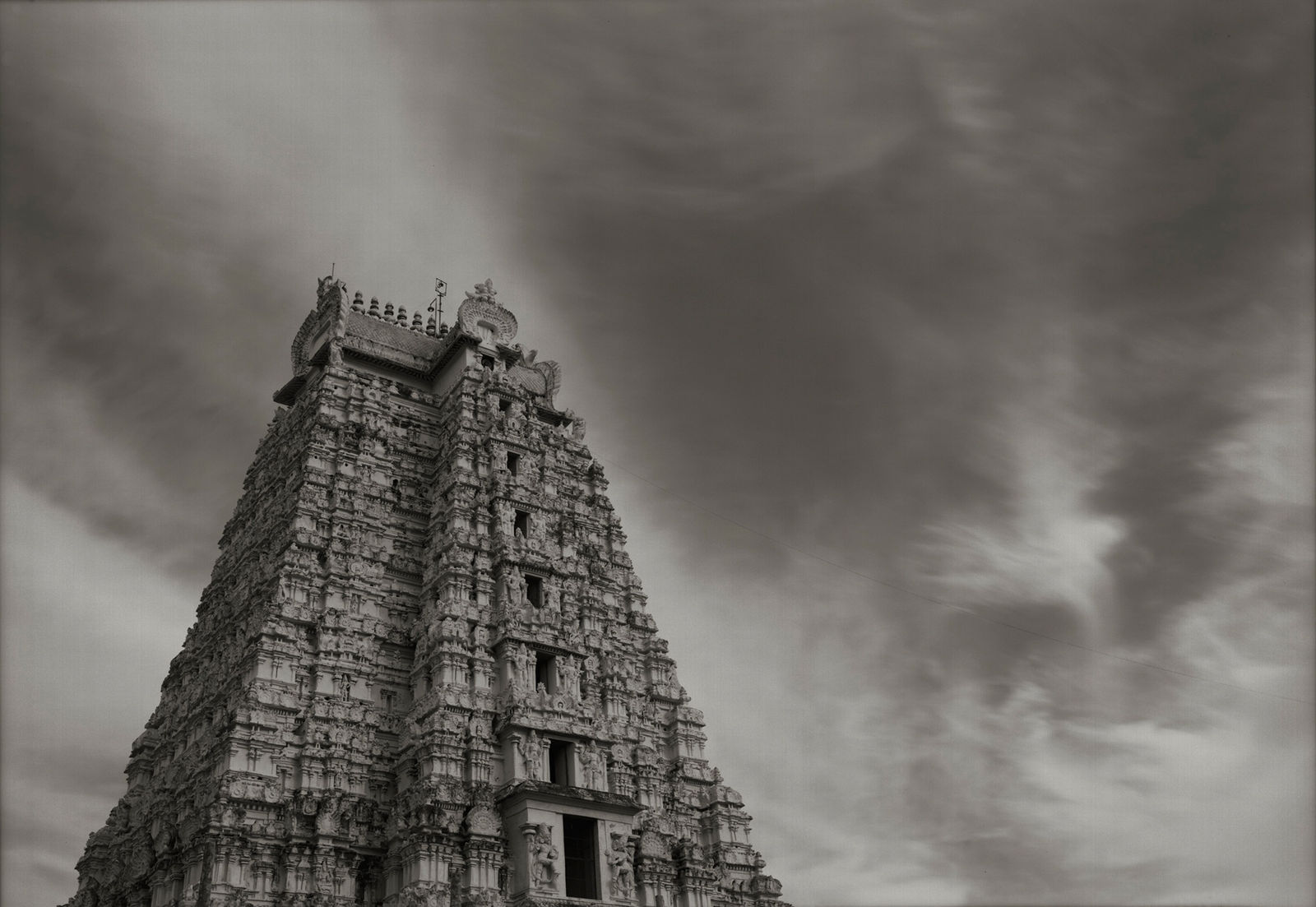 Kenro Izu, Trichi #615, India, 2012
