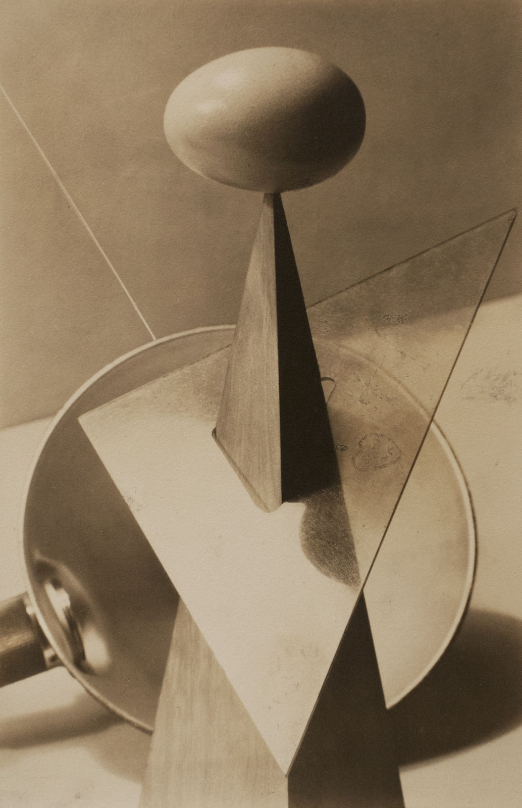 Paul Outerbridge, The Triumph of the Egg, 1932