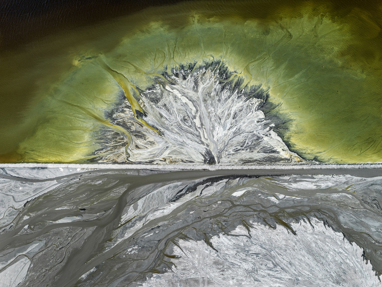 Edward Burtynsky, Coal Tailings #1, SASOL, Synfuels, Secunda, Mpumalanga, South Africa, 2018