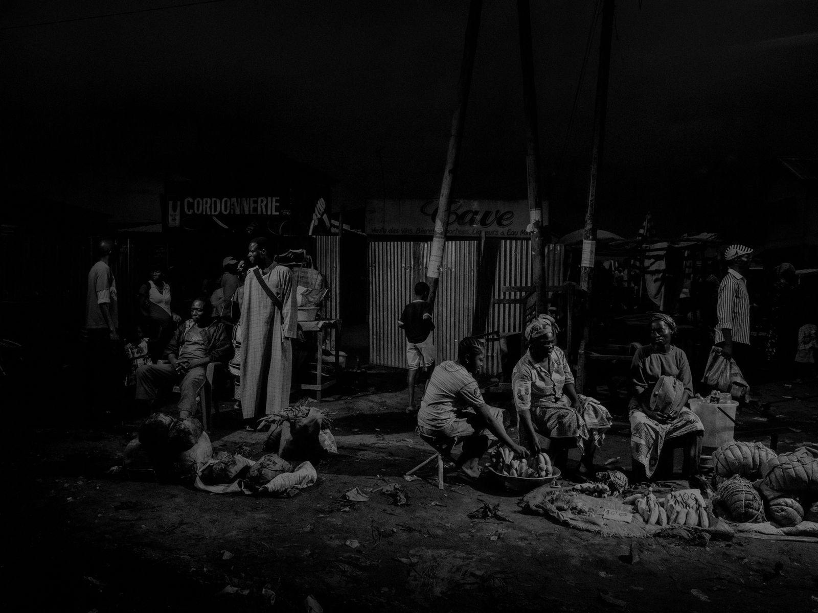 Alex Majoli, Scene #1095, Pointe Noire, Congo, Market, 2013