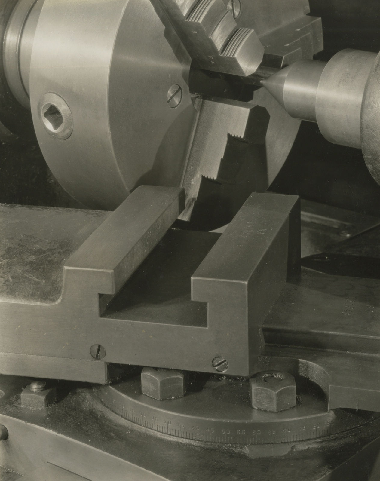 Paul Strand, Lathe, Akeley Machine Shop, New York, 1923