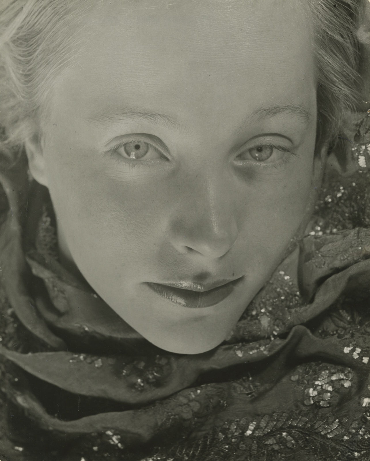 Erwin Blumenfeld, Muth, Paris, 1936