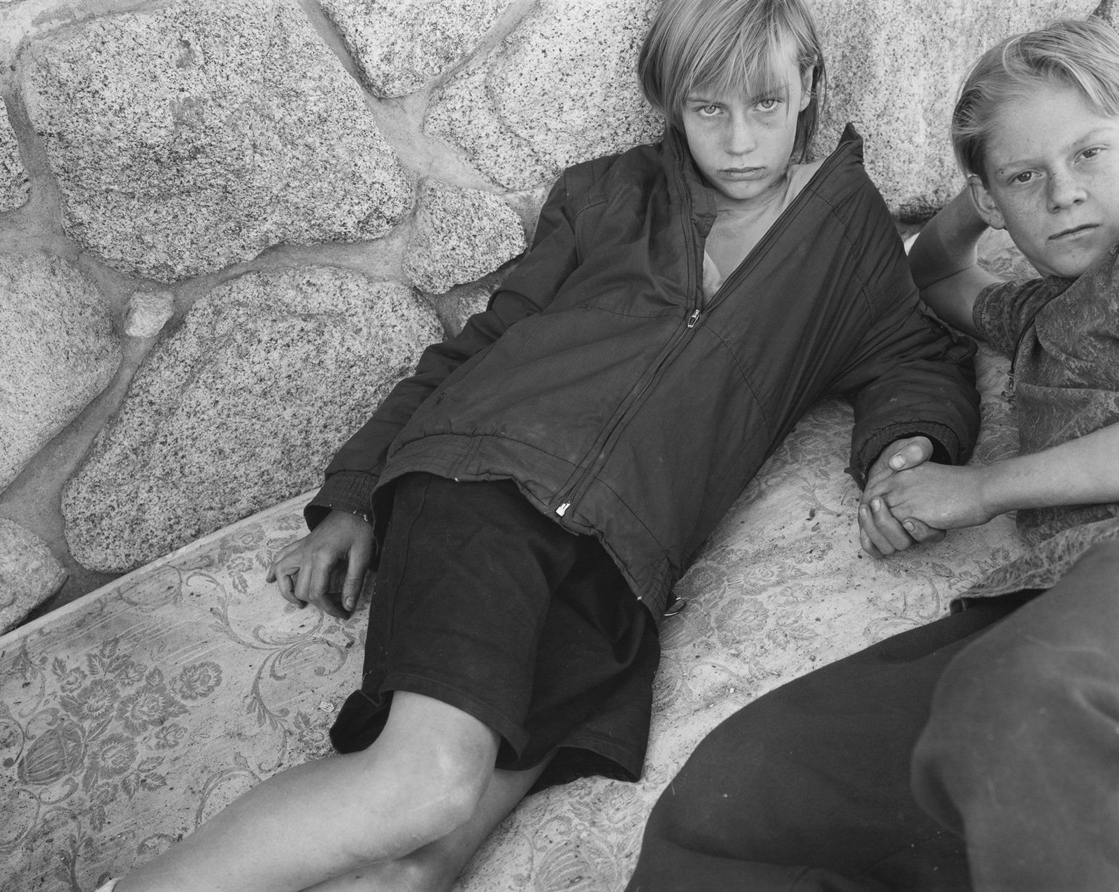 Mary Ellen Mark, Chrissy Damm and Adam Johnson, Llano, California, 1994