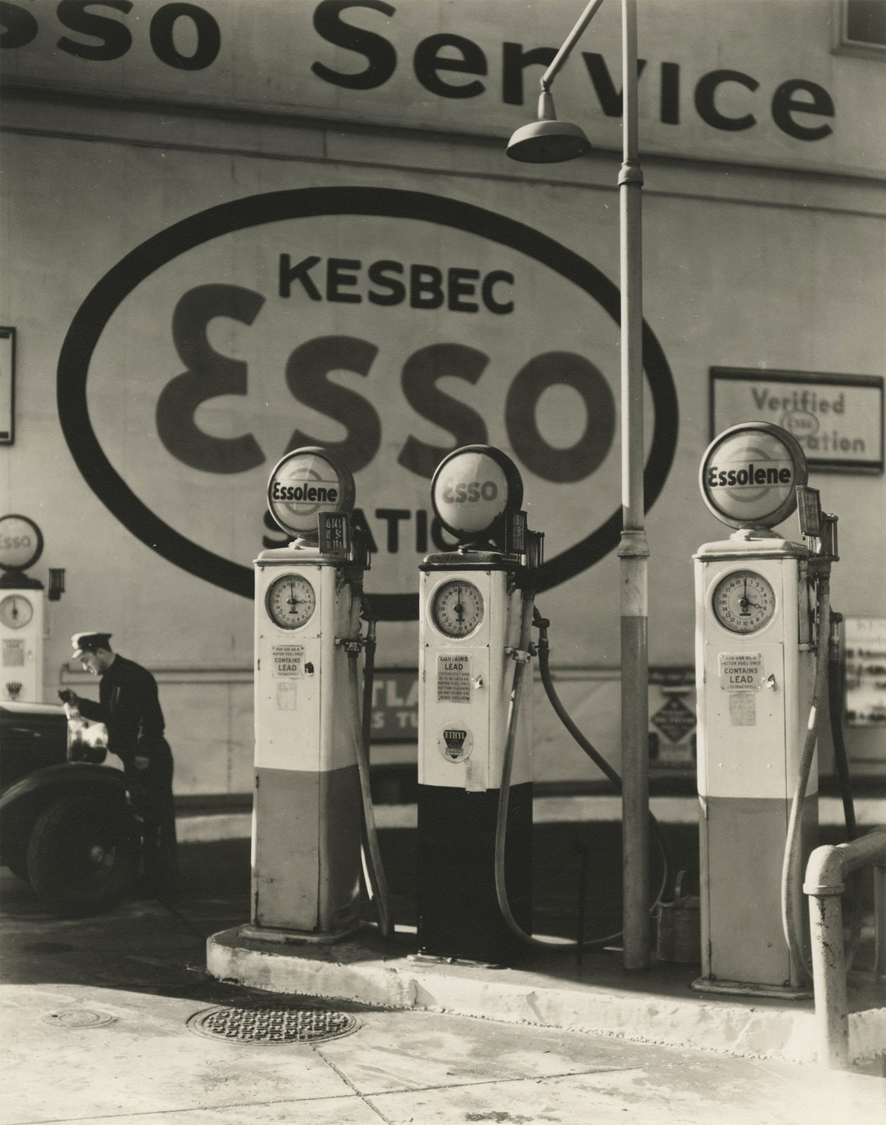 Berenice Abbott, Esso Gasoline Station, 10th Avenue and 29th Street, New York, 1935