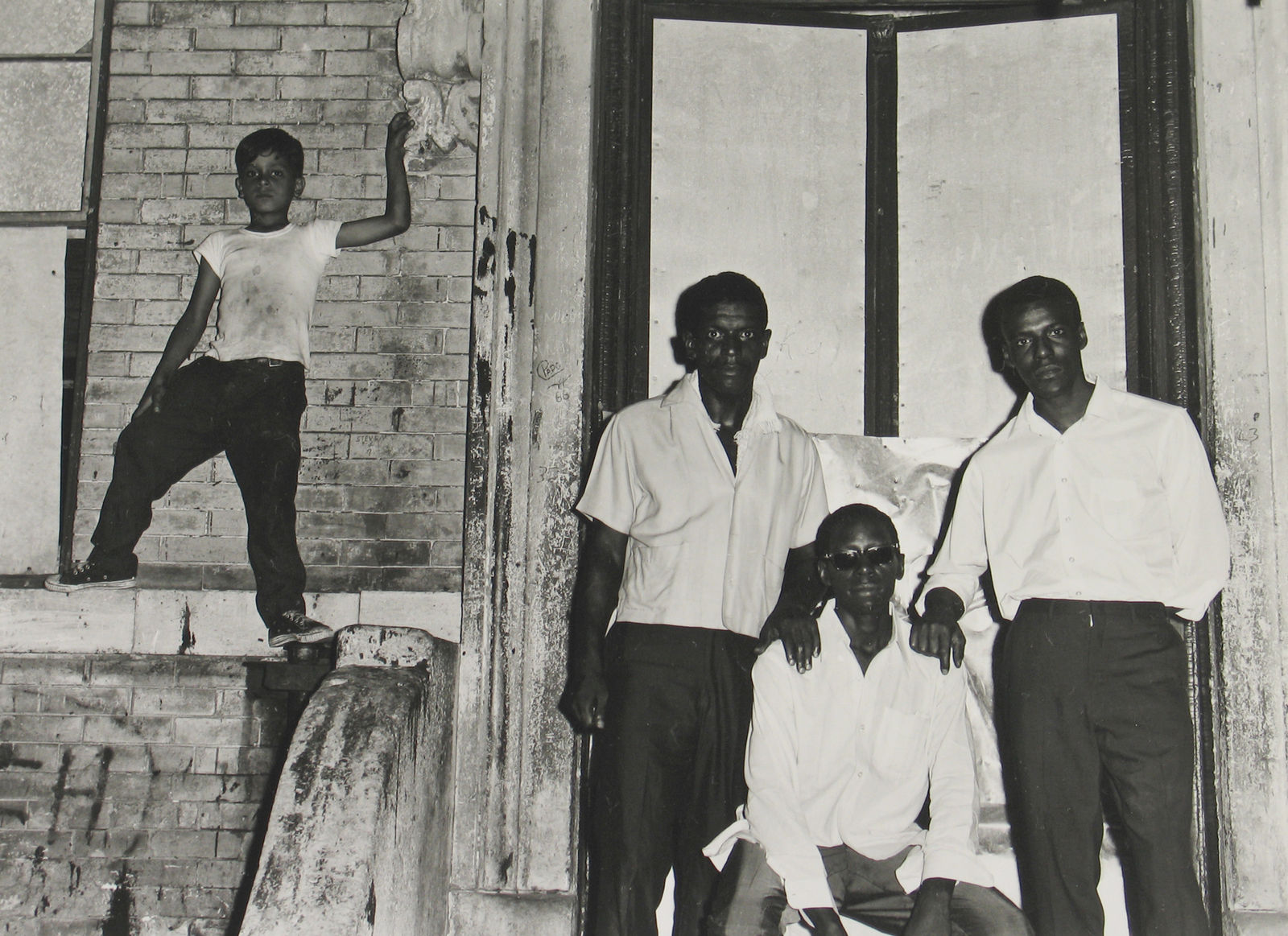 Bruce Davidson, East 100th Street, 1966-68