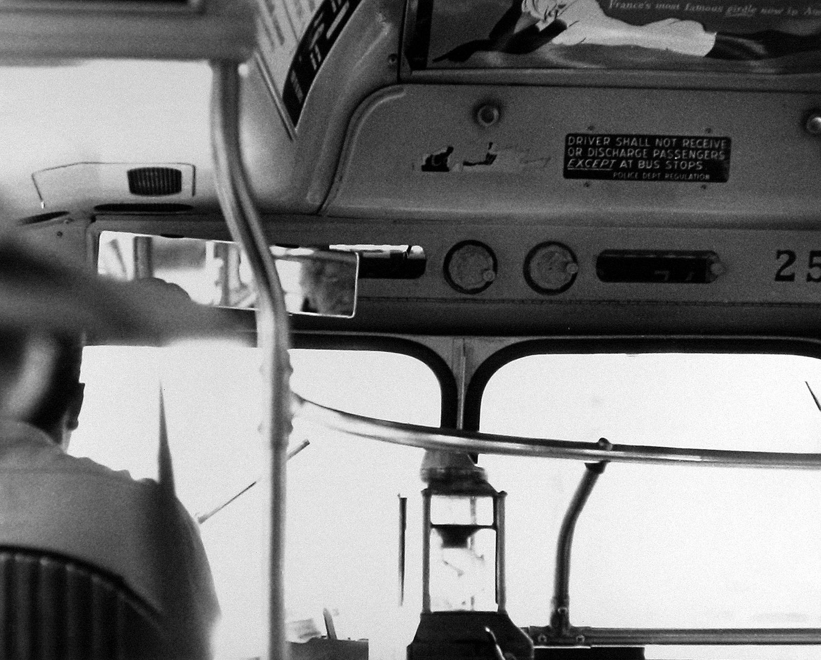 William Klein, Bus and Famous Girdle, New York, 1955